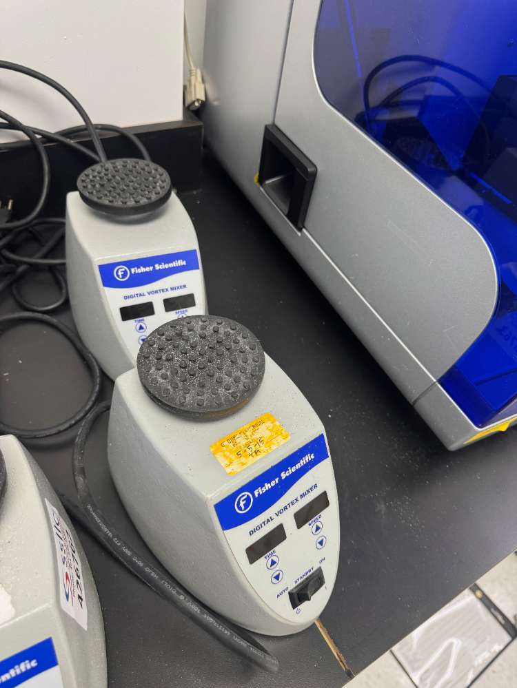 Image of Fisher Scientific Digital Vortex Mixers - Quantity 2